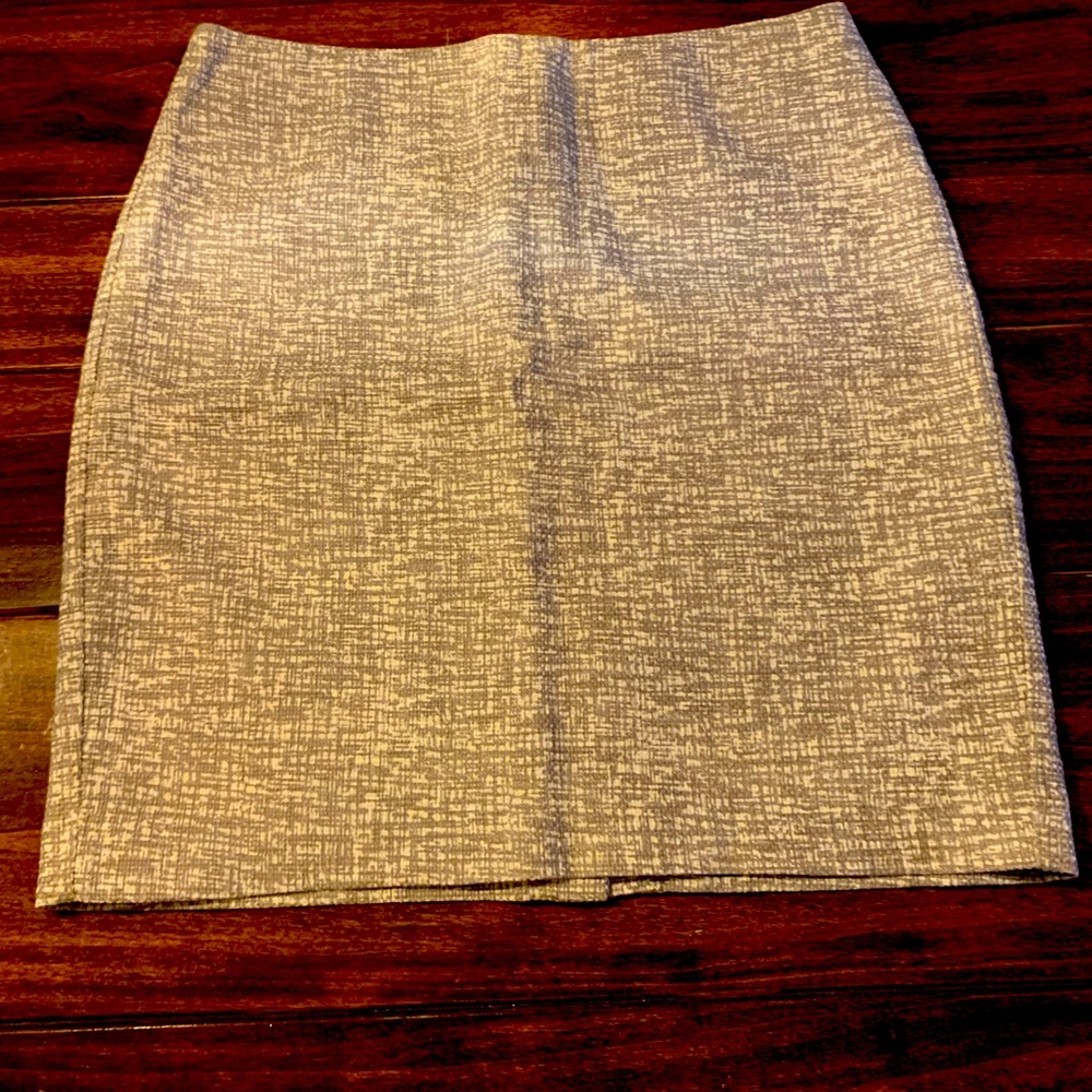 Skirt!